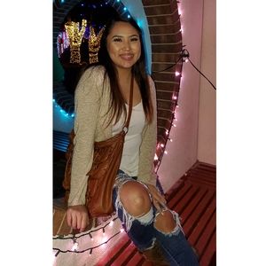 Meet your Posher, Shaynelle